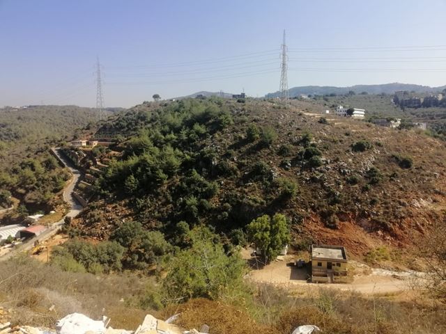 أرض بإطلالة على الجبل للبيع في بعصير، الشوف - صورة 3