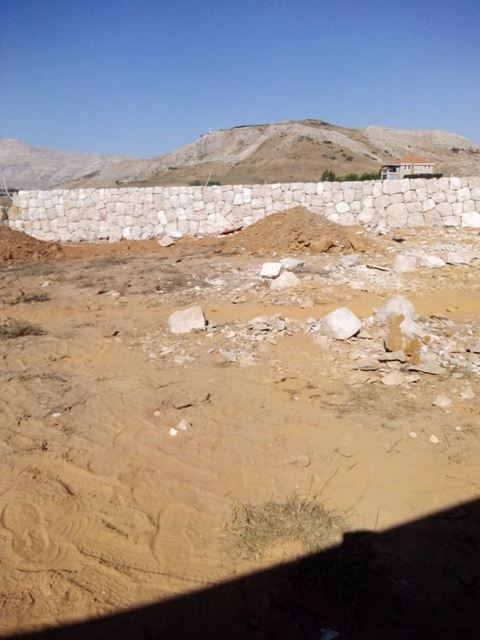 Land with a mountain view for sale in Zaarour, Metn - photo 3