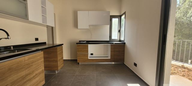 Sea-view apartment for rent in Roumieh, Metn - photo 3