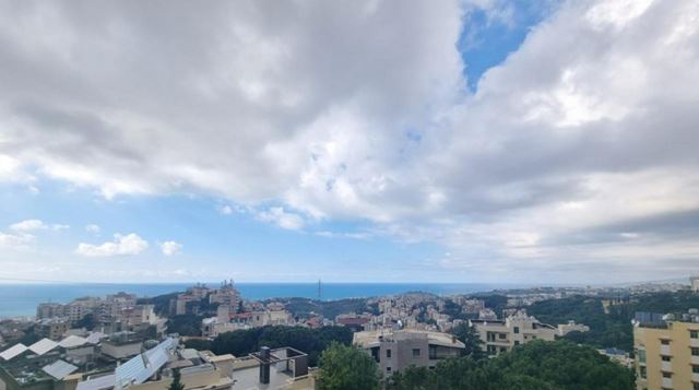 Sea-view building for sale in Beit El Chaar, Metn