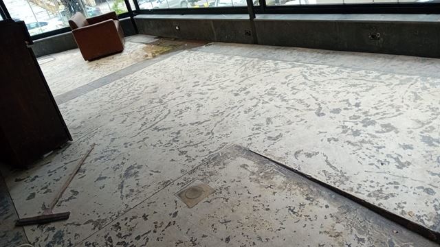 Store for rent in Achrafieh, Beirut - photo 2
