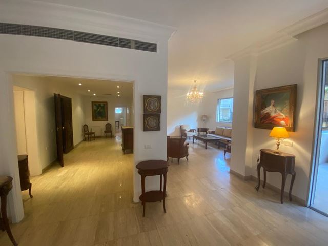 Furnished apartment for rent in Sursock, Beirut - photo 3