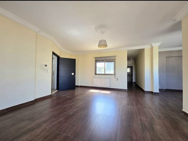 Apartment for sale in Achrafieh, Beirut - photo 3