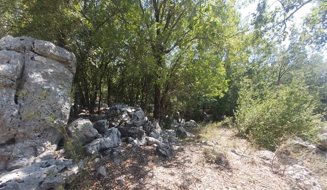 Sea-view land for sale in Raachine, Keserwan