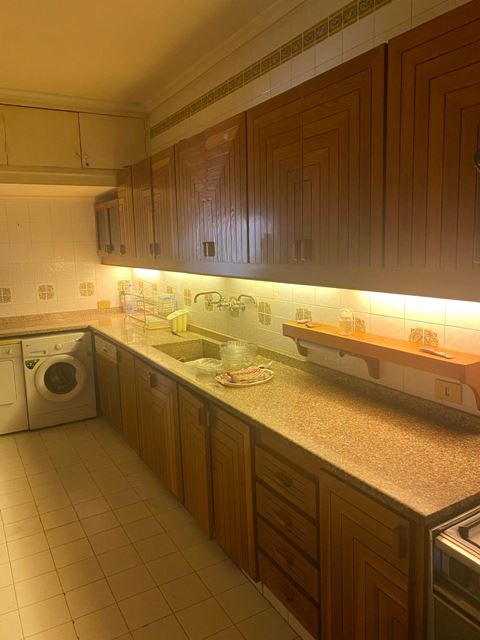 Apartment for sale in Ras beiruth, Beirut - photo 2