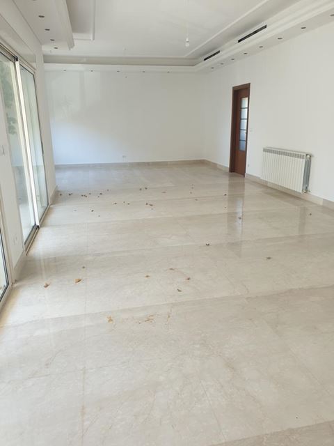 Apartment for sale in Jbeil - photo 2