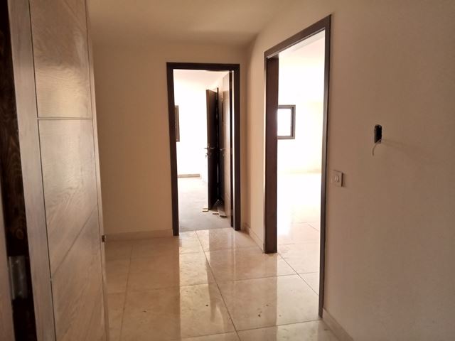 Sea-view apartment for sale in Batroun - photo 2