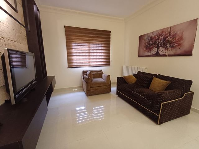 Apartment with a terrace for sale in Batroun - photo 2