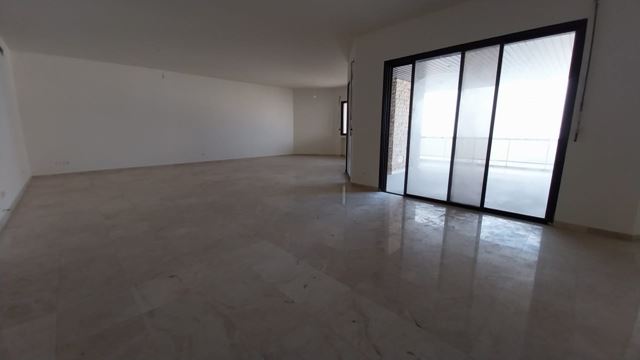 Apartment with a pool for sale in Biyada, Metn - photo 3