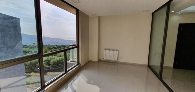 Apartment with a terrace for sale in Ballouneh, Keserwan