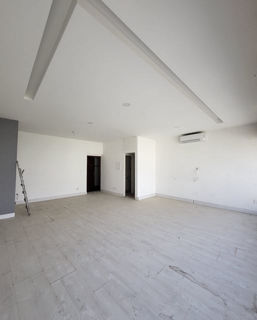 Office with a mountain view for sale in Kaslik, Keserwan - photo 3