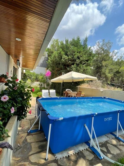 Villa with a pool for sale in Rabieh, Metn - photo 2