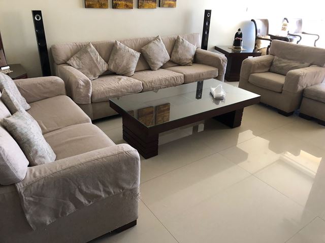 Sea-view apartment for sale in Mansourieh, Metn