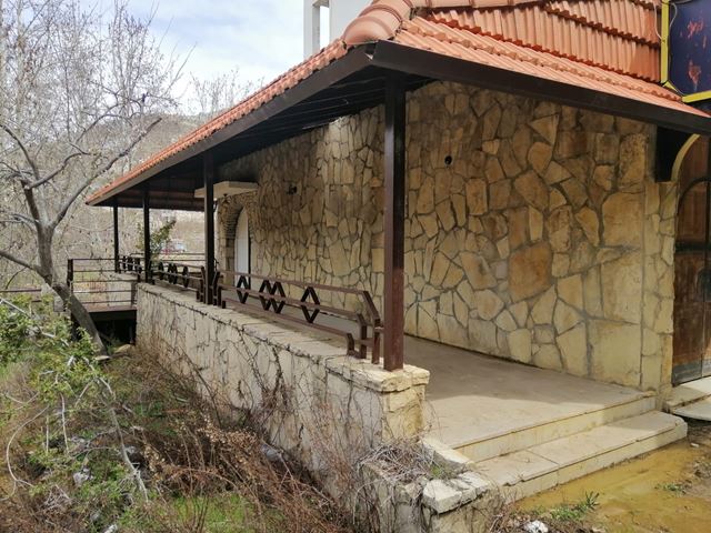 Hotel for sale in Faraya, Keserwan - photo 2
