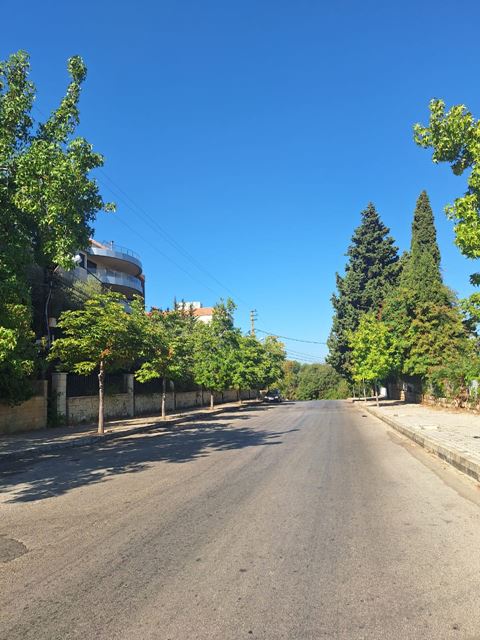 Land with a mountain view for sale in Broumana, Metn - photo 3