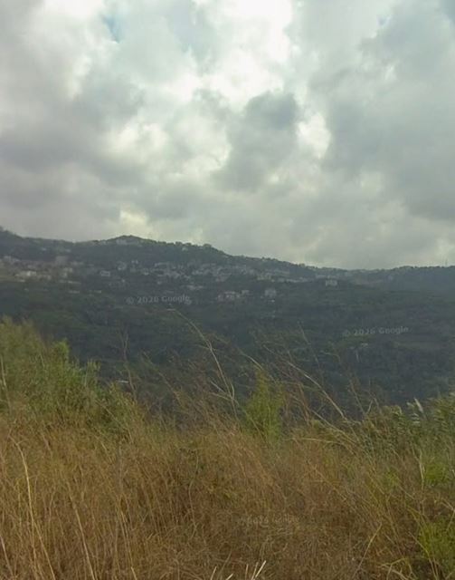 أرض بإطلالة على الجبل للبيع في برمانا، المتن