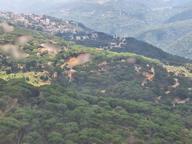 أرض بإطلالة على الجبل للبيع في مار شعيا، المتن