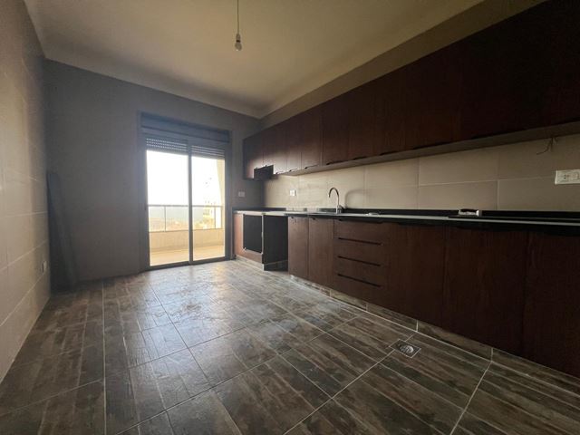 Sea-view apartment for sale in Ghadir, Keserwan - photo 2