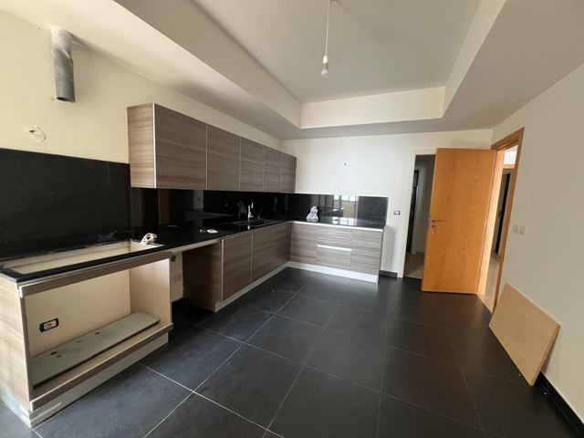 Sea-view apartment for sale in Sahel aalma, Keserwan - photo 2