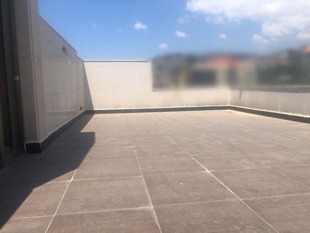 شقة بإطلالة على البحر للبيع في ساحل علما، كسروان - صورة 2