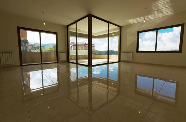 Apartment with a terrace for sale in Bikfaya, Metn - photo 2