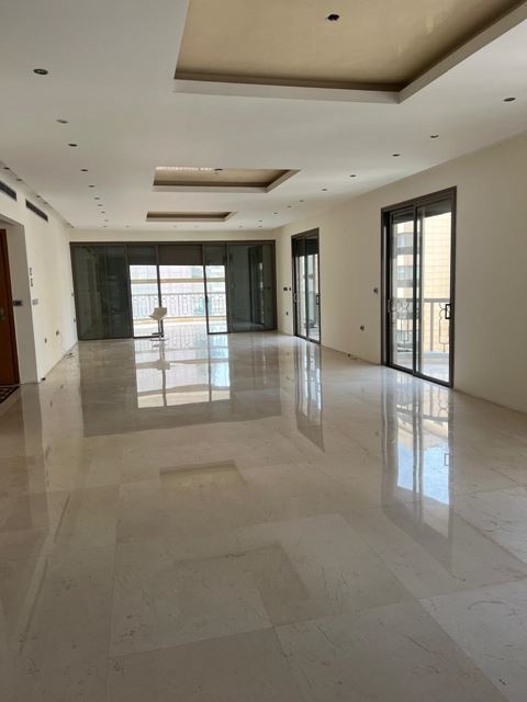 Apartment for sale in Ramlet El Bayda, Beirut - photo 3