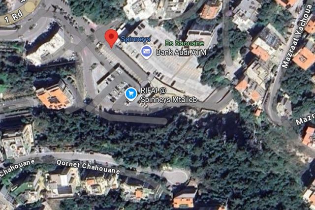 Sea-view building for sale in Elissar, Metn - photo 2