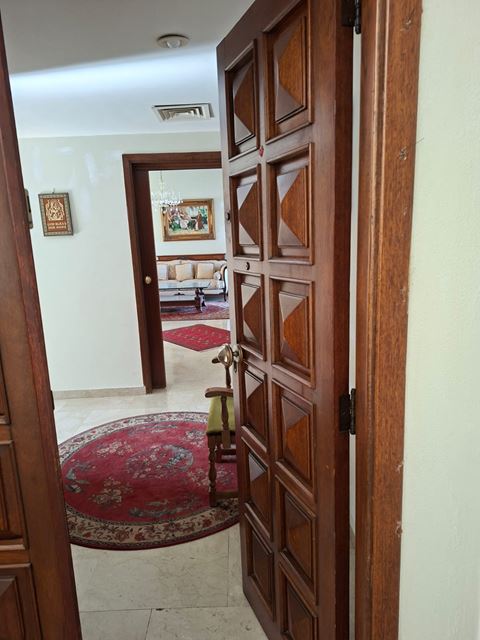 Sea-view apartment for rent in Hbous, Metn - photo 2
