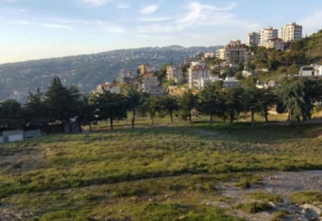 Land for sale in Bikfaya, Metn