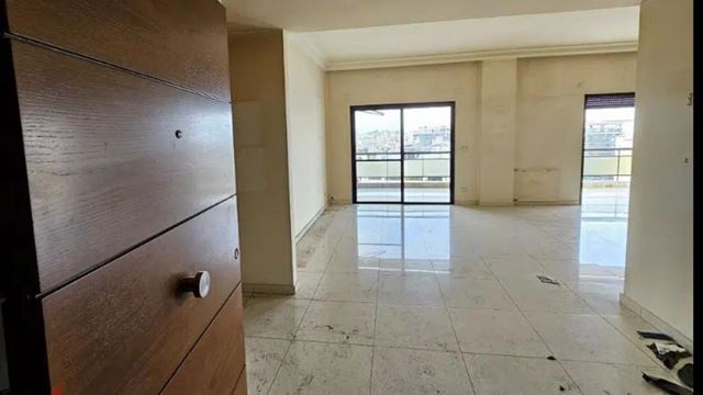 شقة للبيع في حرش تابت، المتن