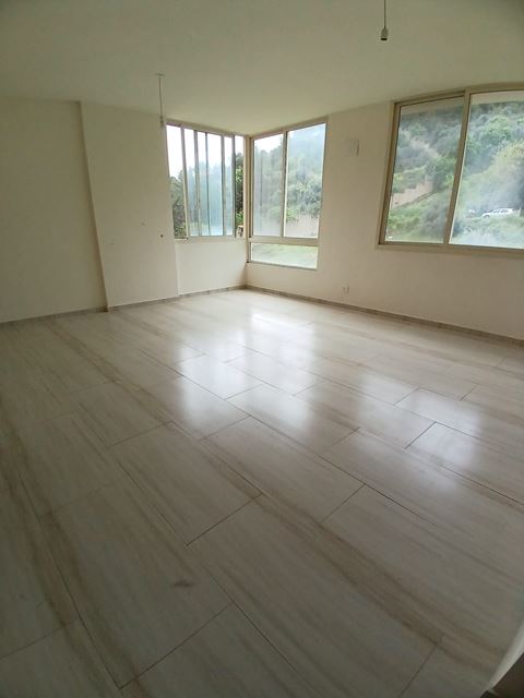 Apartment for sale in Kfarchima, Baabda - photo 2