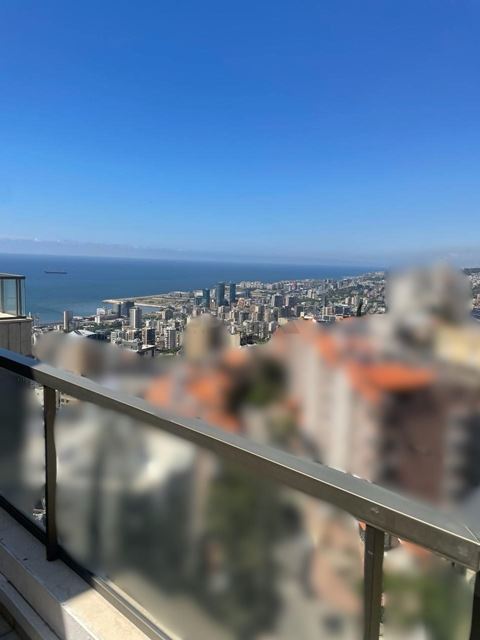 شقة بإطلالة على البحر للبيع في بعناية، المتن - صورة 2