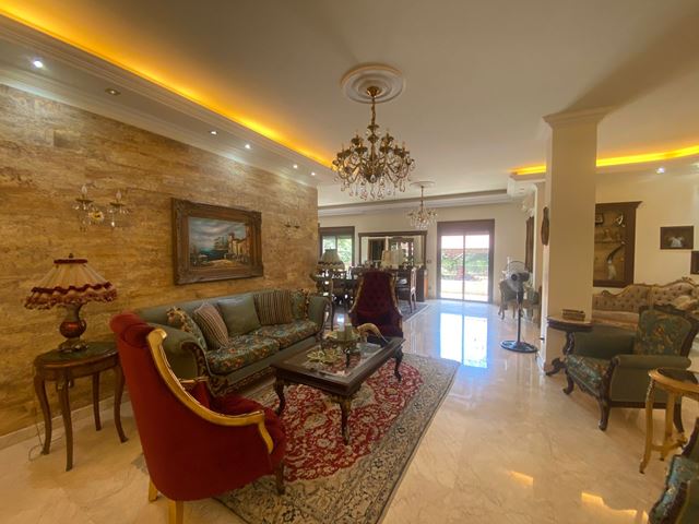 Villa with a garden for sale in Batroun - photo 3