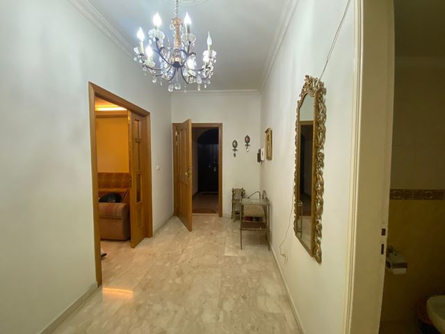 Furnished apartment for sale in Sabtieh, Metn - photo 2