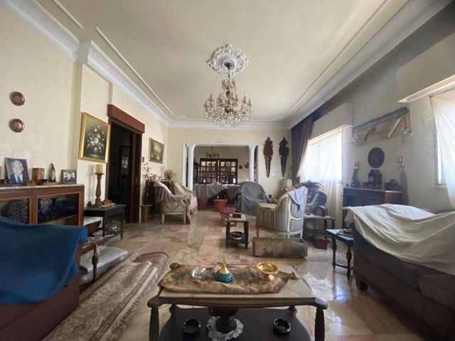 Apartment with a mountain view for sale in Msaytbeh, Beirut