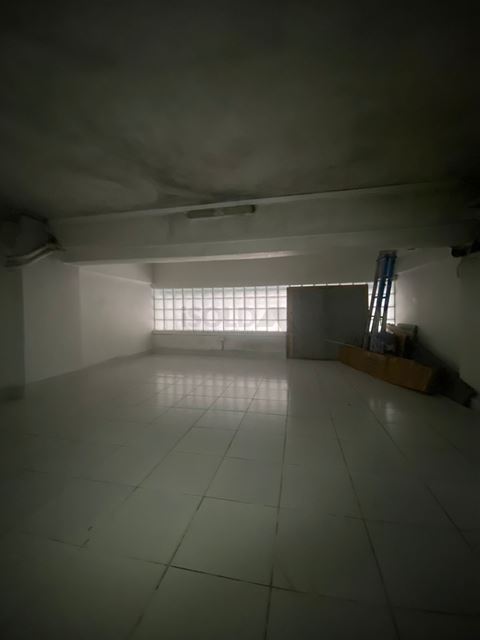 Store for rent in Tabaris, Beirut - photo 3