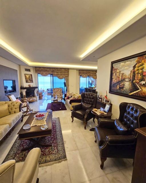 Sea-view apartment for sale in Byakout, Metn - photo 3