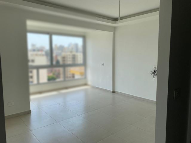 Apartment for sale in Achrafieh, Beirut - photo 2
