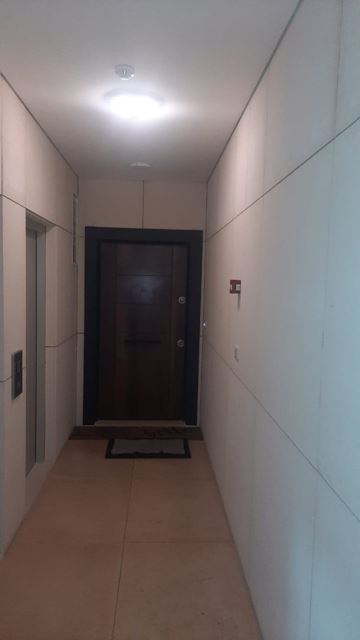 Apartment for sale in Achrafieh, Beirut - photo 2