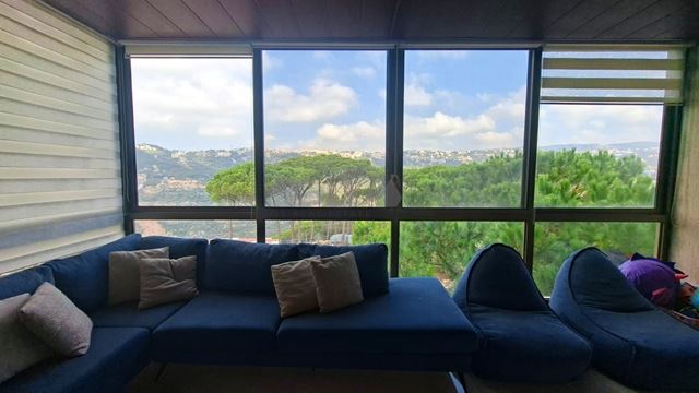 Apartment with a terrace for sale in Zandouqa, Metn - photo 2