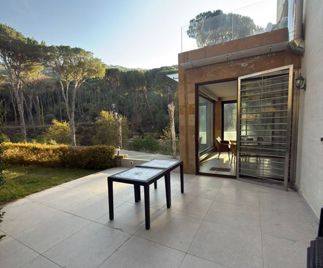 Apartment with a garden for sale in Kennebet Baabdat, Metn