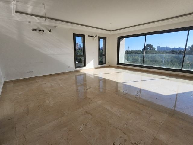 Apartment for sale in Badaro, Beirut - photo 2