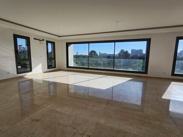 Apartment for sale in Badaro, Beirut - photo 3