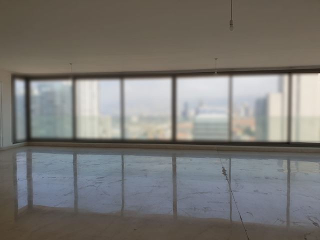 شقة بإطلالة على البحر للبيع في كليمنصو، بيروت - صورة 2