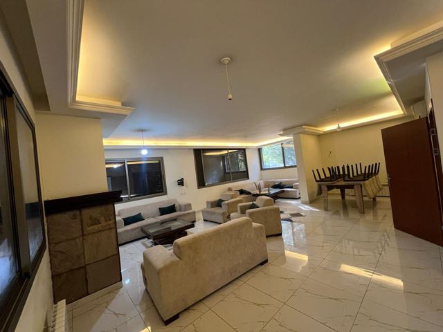Villa with a mountain view for rent in Aley - photo 2