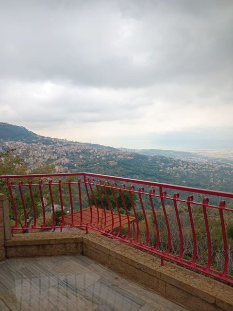Villa with a pool for sale in Aley - photo 2