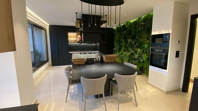 Sea-view apartment for sale in Rawche, Beirut - photo 3
