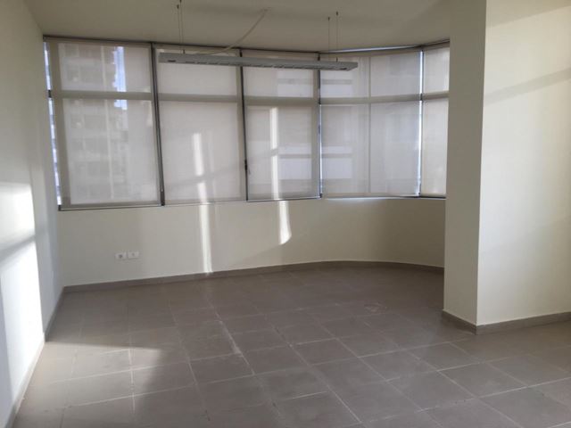 Office for rent in Jal El Dib, Metn - photo 2