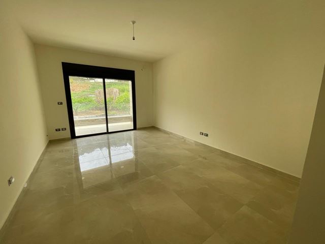 Apartment with a mountain view for sale in Bhorsaf, Metn