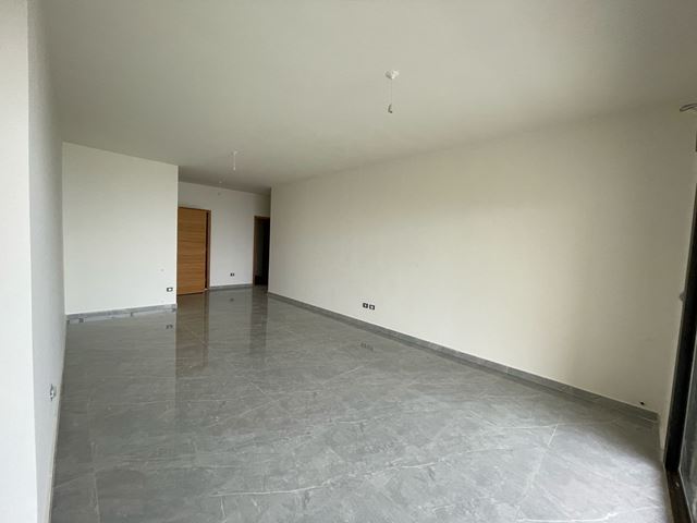 Sea-view apartment for sale in Bhorsaf, Metn - photo 3